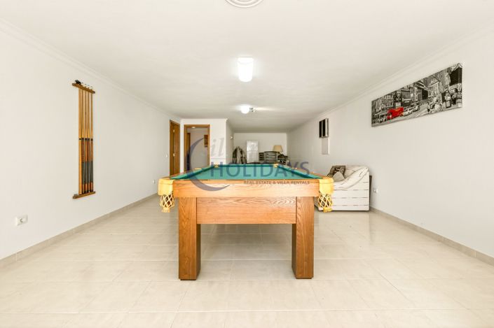 Image No.23-4 Bed Townhouse for sale