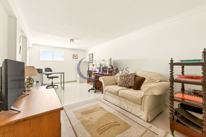 Image No.25-4 Bed Townhouse for sale