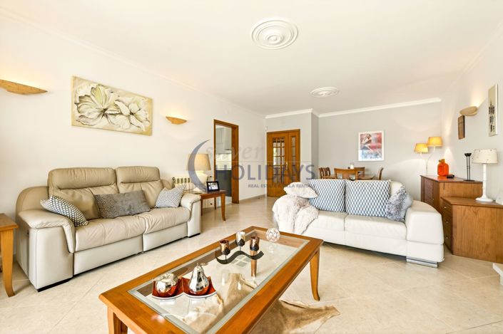 Image No.3-4 Bed Townhouse for sale