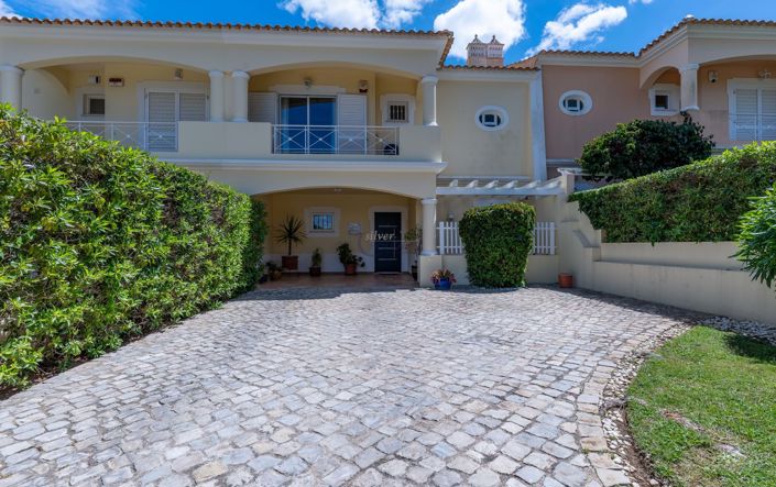 Image No.31-4 Bed Townhouse for sale