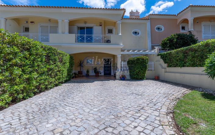 Image No.31-4 Bed Townhouse for sale