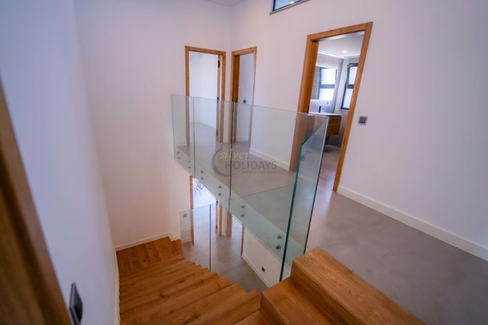 Image No.15-5 Bed Villa for sale