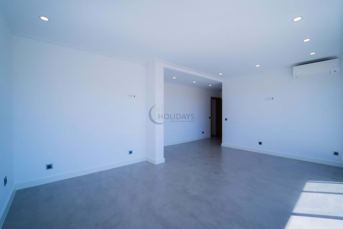 Image No.19-5 Bed Villa for sale