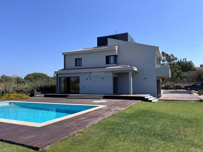 Image No.2-5 Bed Villa for sale