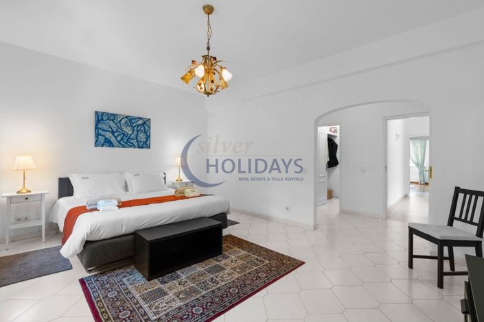 Image No.15-6 Bed Villa for sale