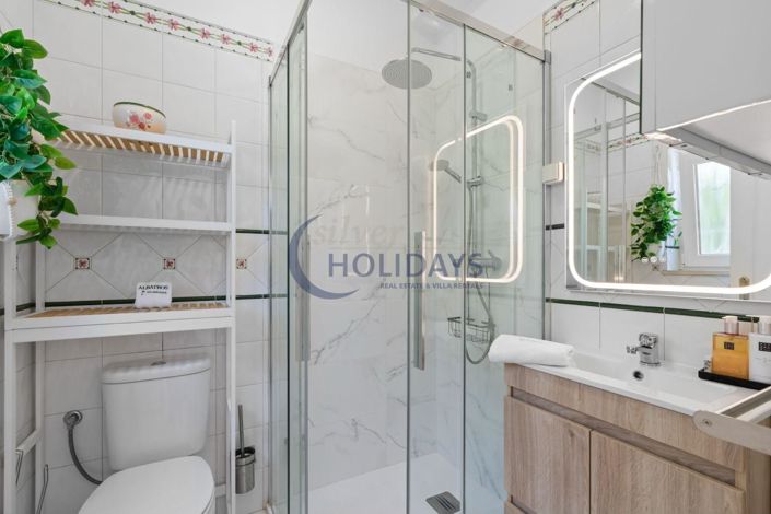 Image No.16-6 Bed Villa for sale