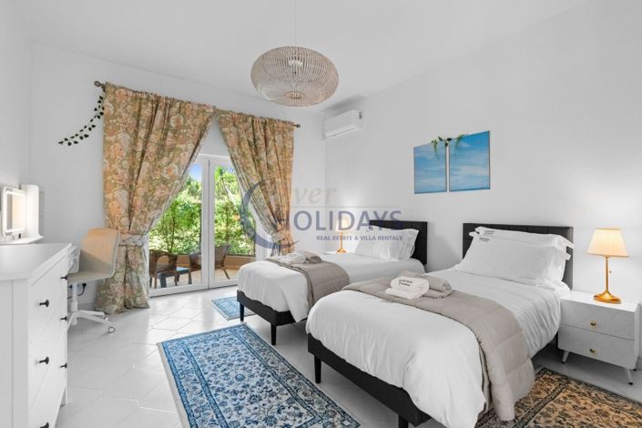 Image No.17-6 Bed Villa for sale