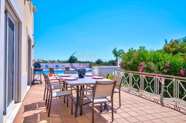 Image No.19-3 Bed Villa for sale