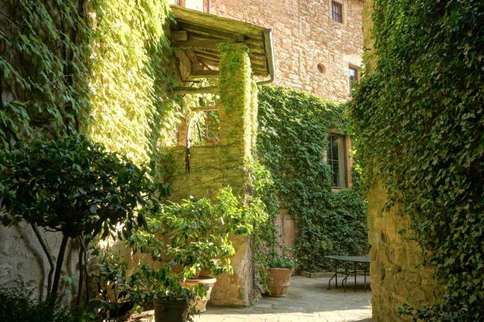 Image No.16-13 Bed Chateaux for sale