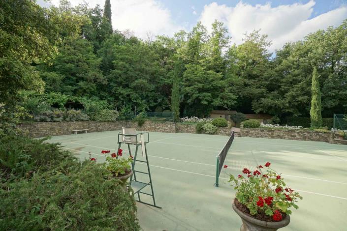 Image No.20-13 Bed Chateaux for sale