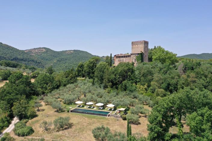 Image No.5-13 Bed Chateaux for sale