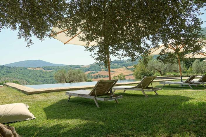 Image No.23-13 Bed Chateaux for sale