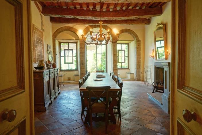 Image No.35-13 Bed Chateaux for sale