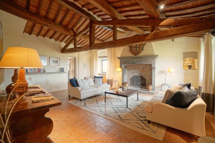 Image No.44-13 Bed Chateaux for sale