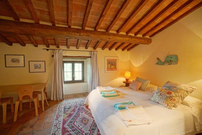 Image No.49-13 Bed Chateaux for sale