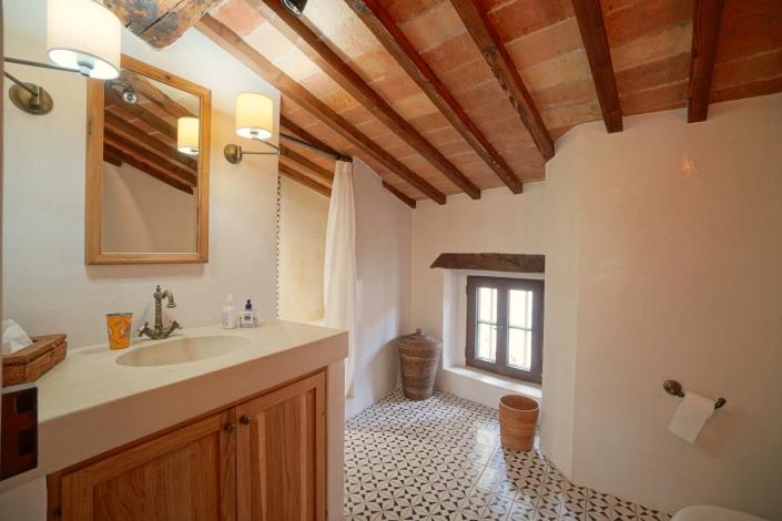 Image No.50-13 Bed Chateaux for sale