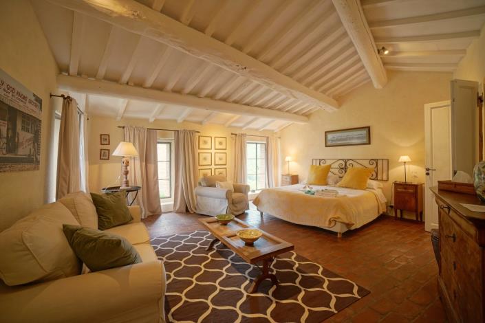 Image No.57-13 Bed Chateaux for sale