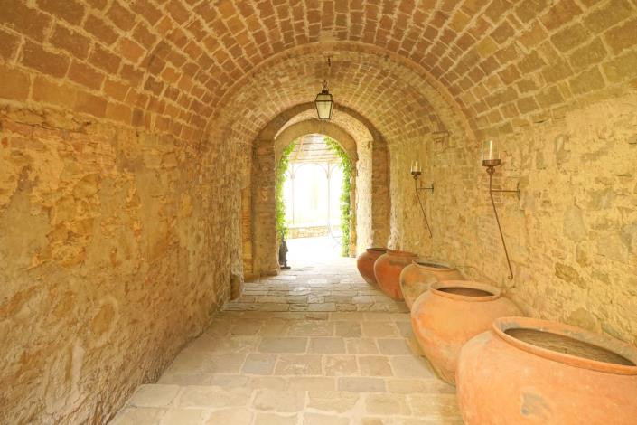 Image No.61-13 Bed Chateaux for sale