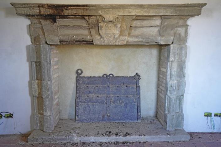 Image No.12-7 Bed Chateaux for sale