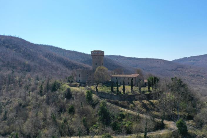 Image No.22-7 Bed Chateaux for sale