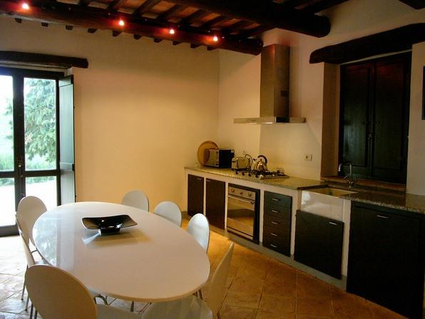 Image No.22-7 Bed Chateaux for sale