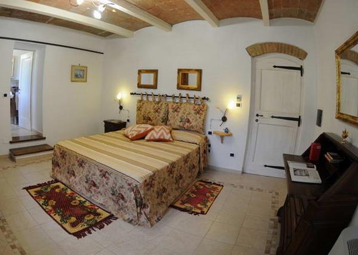 Image No.18-Ferme de 12 chambres à vendre à Citerna