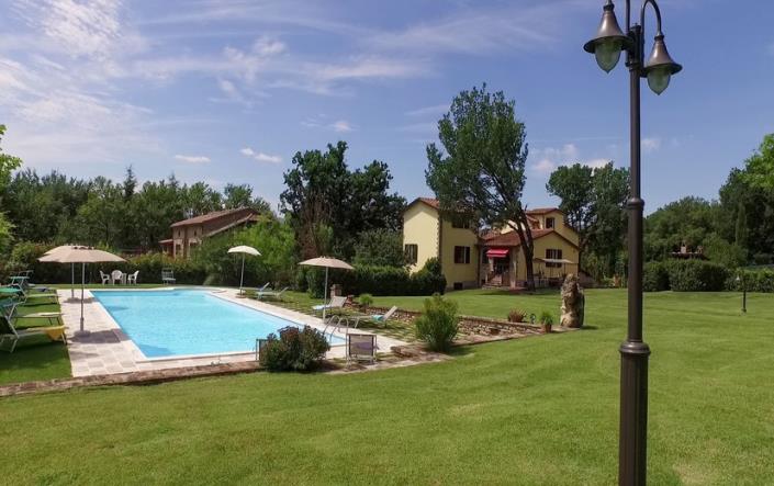 Image No.1-Ferme de 12 chambres à vendre à Citerna
