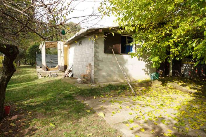 Image No.18-6 Bed Farmhouse for sale