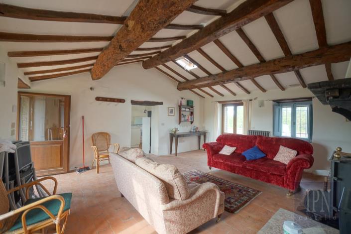 Image No.15-5 Bed Country Property for sale