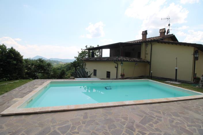 Image No.6-4 Bed Farmhouse for sale