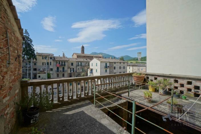 Image No.14-Appartement de 6 chambres à vendre à Umbertide