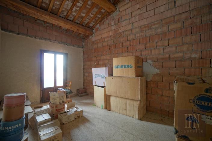 Image No.24-Appartement de 6 chambres à vendre à Umbertide