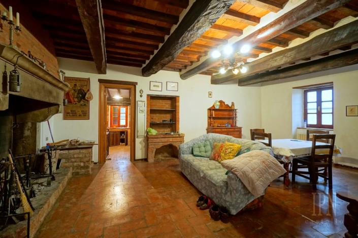 Image No.19-Ferme de 6 chambres à vendre à Umbertide