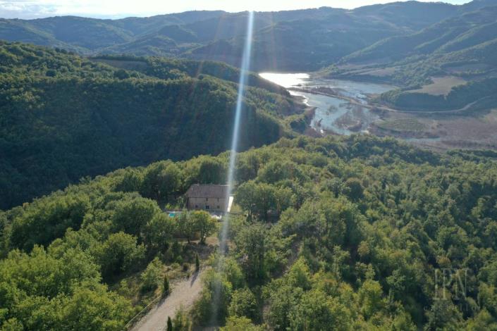 Image No.2-5 Bed Farmhouse for sale