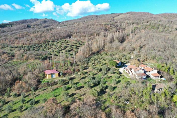 Image No.3-Ferme de 9 chambres à vendre à Umbertide