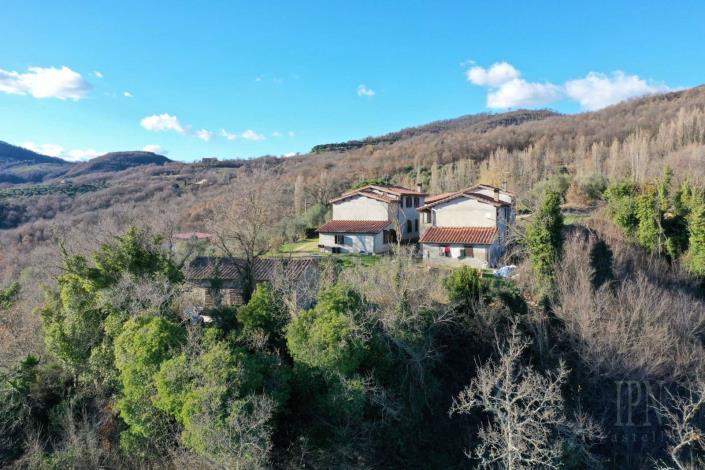 Image No.9-Ferme de 9 chambres à vendre à Umbertide