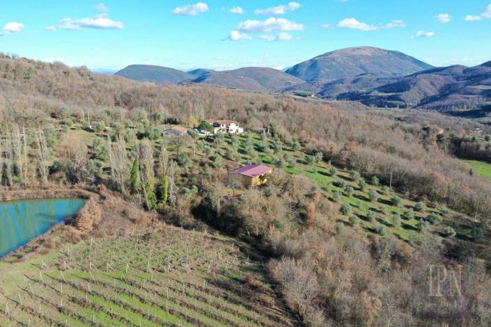 Image No.10-Ferme de 9 chambres à vendre à Umbertide