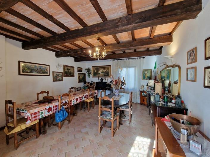 Image No.12-Ferme de 9 chambres à vendre à Umbertide