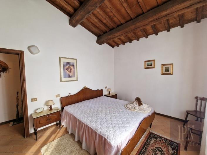 Image No.24-Ferme de 9 chambres à vendre à Umbertide