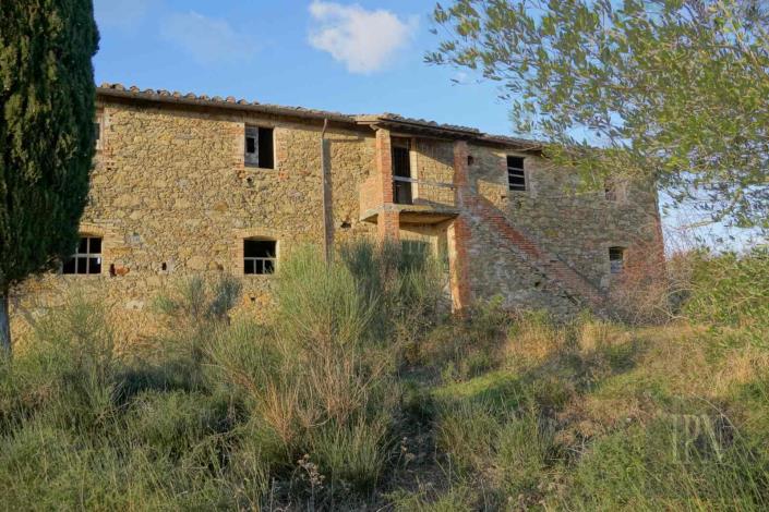 Image No.25-Farmhouse for sale