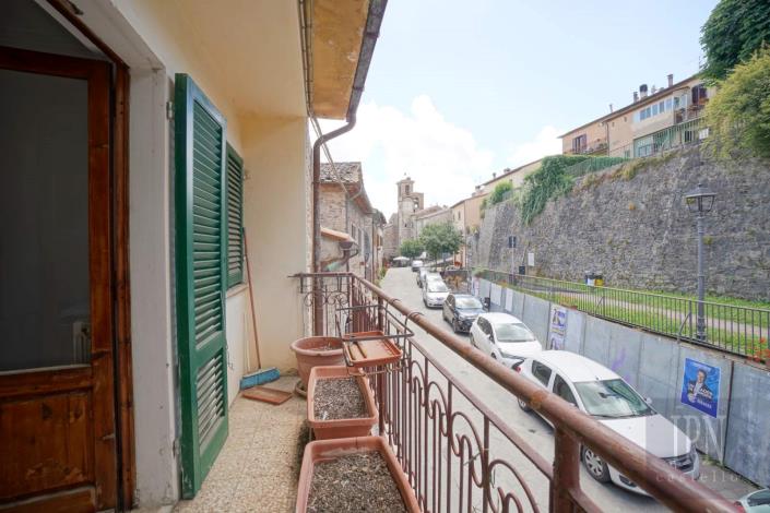 Image No.18-3 Bed Townhouse for sale