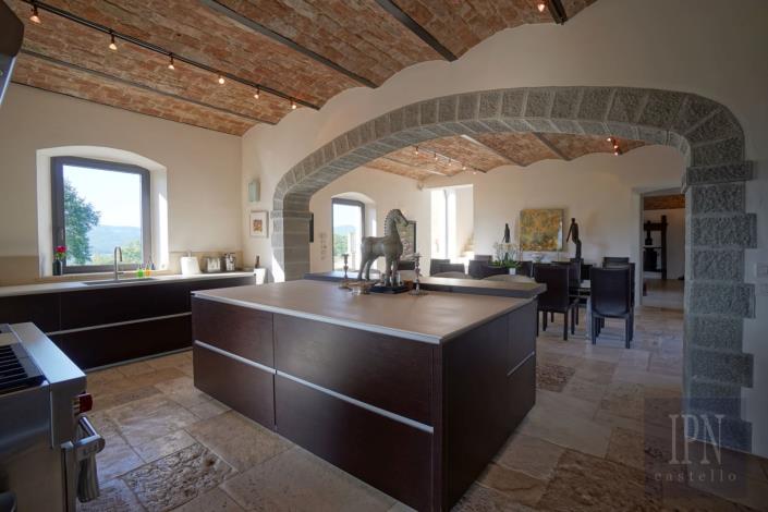 Image No.28-8 Bed Village House for sale