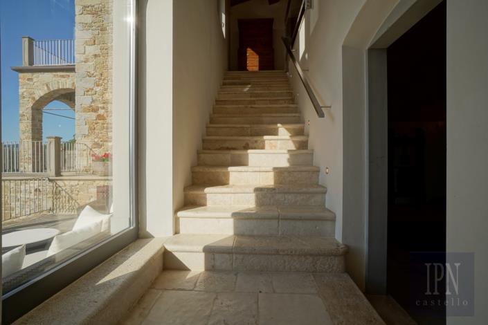 Image No.33-8 Bed Village House for sale