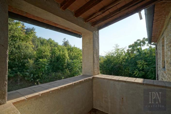 Image No.15-6 Bed Farmhouse for sale