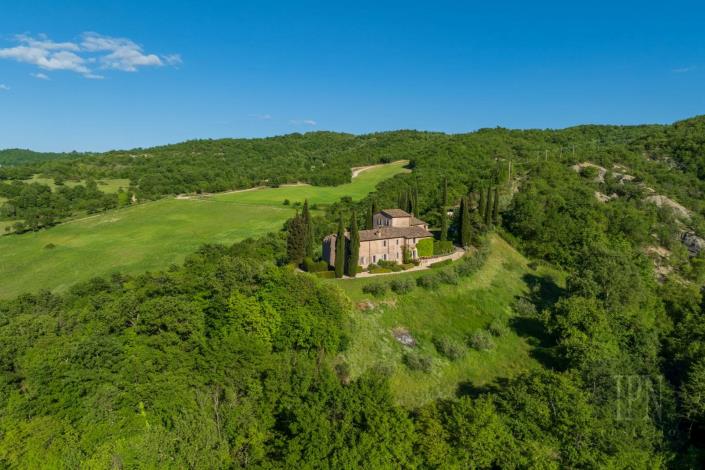 Image No.4-Ferme de 4 chambres à vendre à Magione
