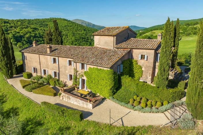 Image No.8-Ferme de 4 chambres à vendre à Magione