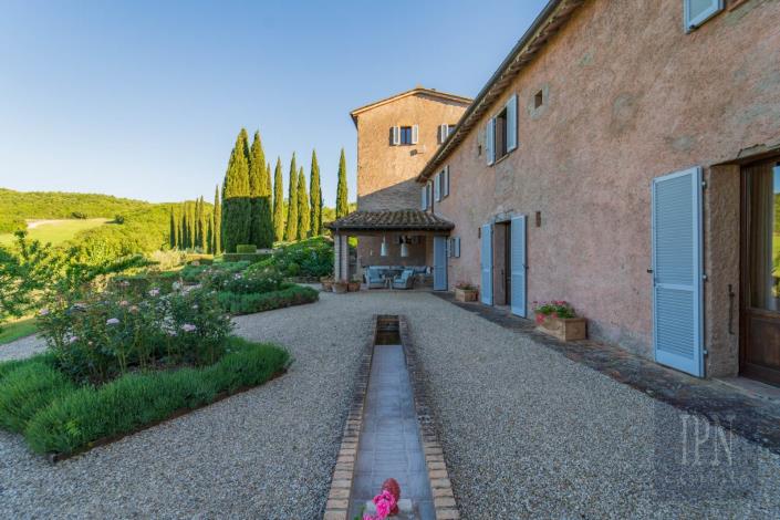 Image No.11-Ferme de 4 chambres à vendre à Magione
