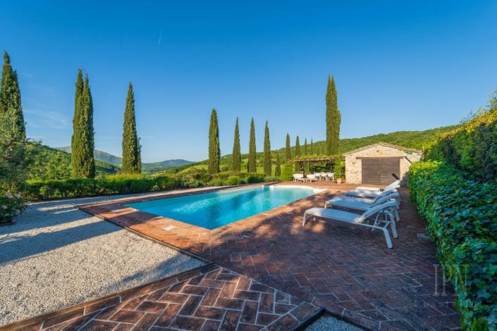 Image No.14-Ferme de 4 chambres à vendre à Magione