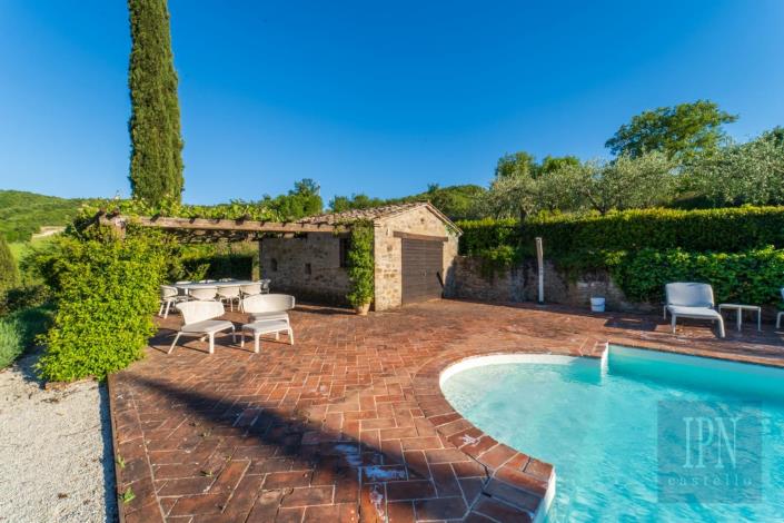 Image No.15-Ferme de 4 chambres à vendre à Magione