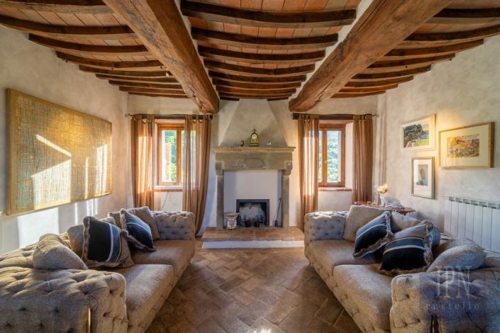 Image No.24-Ferme de 4 chambres à vendre à Magione